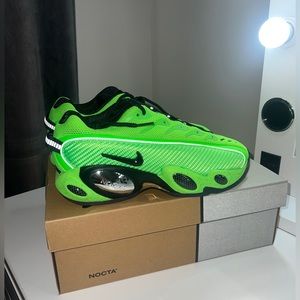 Nocta Glide: Green Strike EYBL